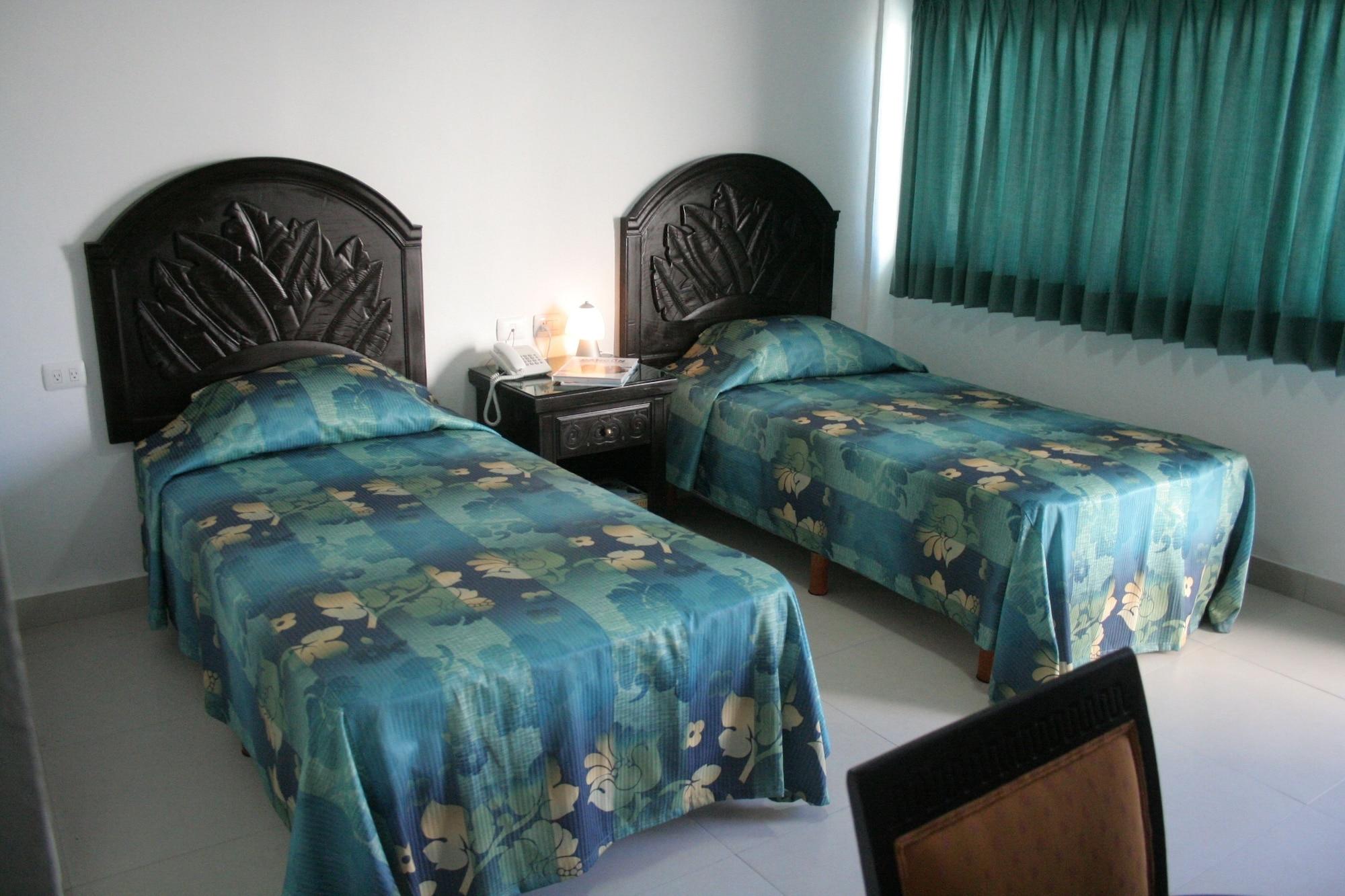 Hotel Del Sol Κανκούν Εξωτερικό φωτογραφία
